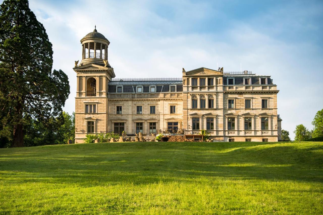 Schloss Kaarz Mit Park Hotel Exterior photo