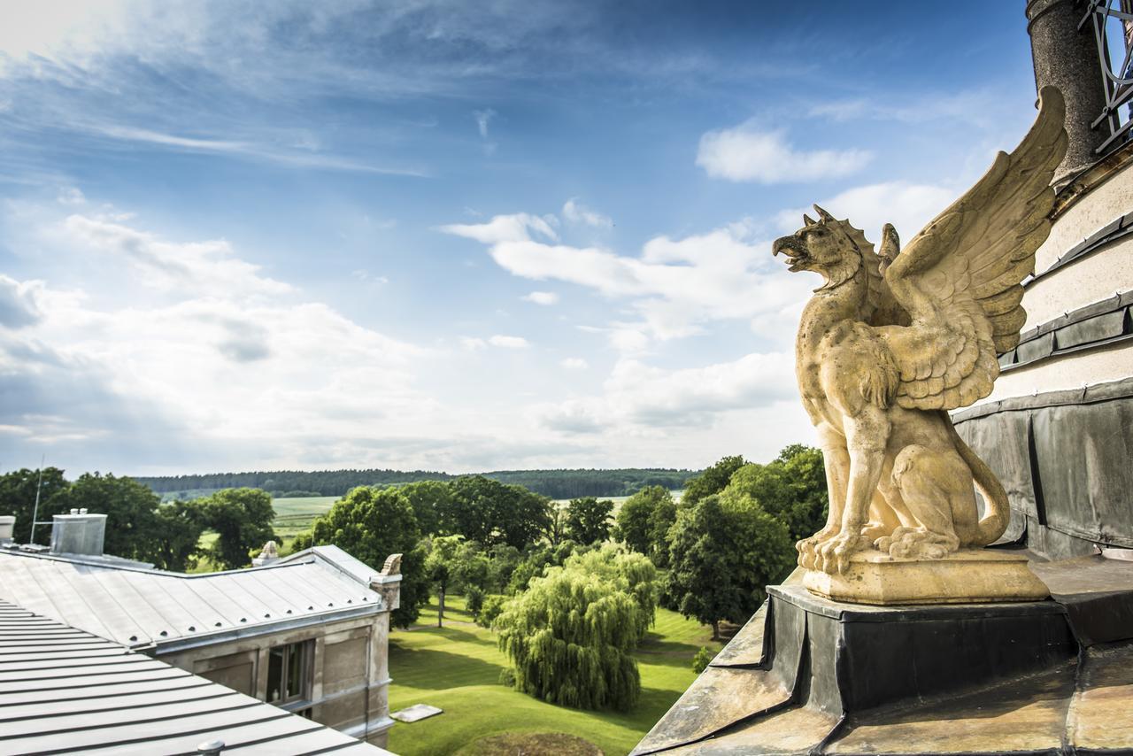 Schloss Kaarz Mit Park Hotel Exterior photo